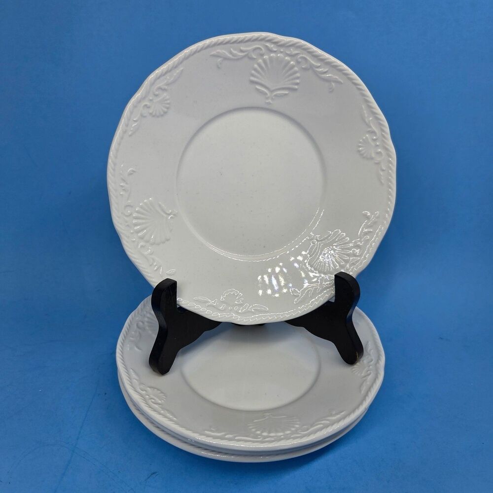 Mikasa Ultra Cream DY 900 "HAMPTON BAYS" Set Of 4 Shell 6 1/4" Saucer Plates EC